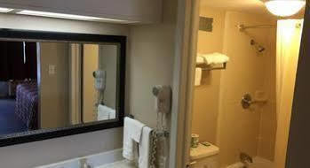 Executive Inn & Suites Beeville Exterior photo